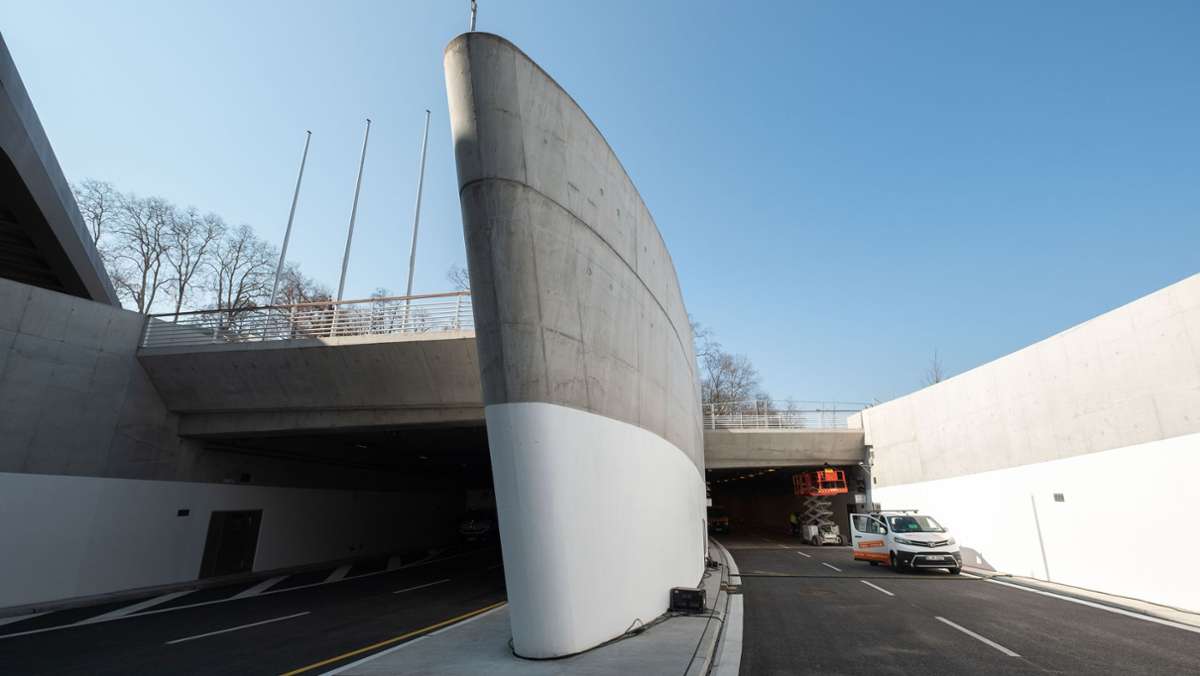 Rosensteintunnel  in Stuttgart: Nach der Tunneleröffnung kommt die Stunde der Wahrheit