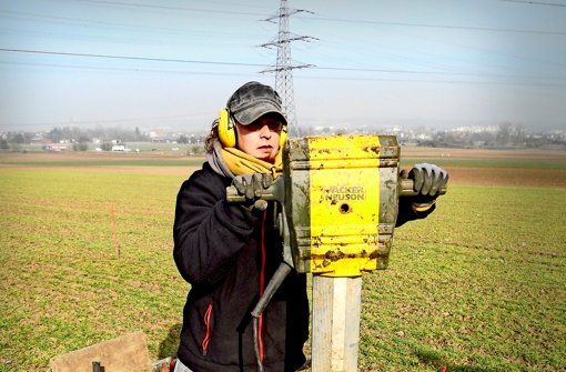 Ein Bohrteam vom Thünen-Institut nimmt Bodenproben bei Renningen Foto: Link