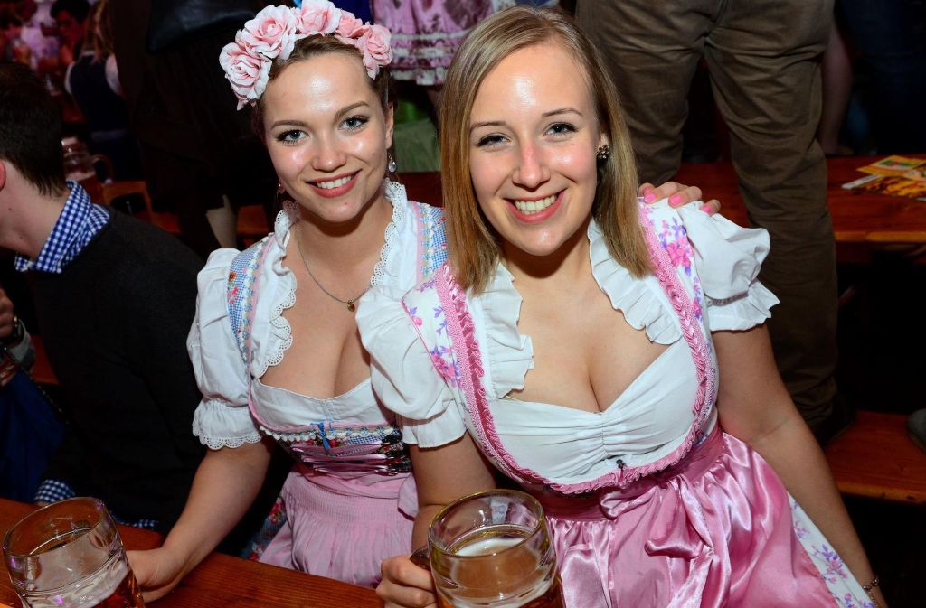 Stuttgarter Fruhlingsfest Studenten Feiern Feuchtfrohlich