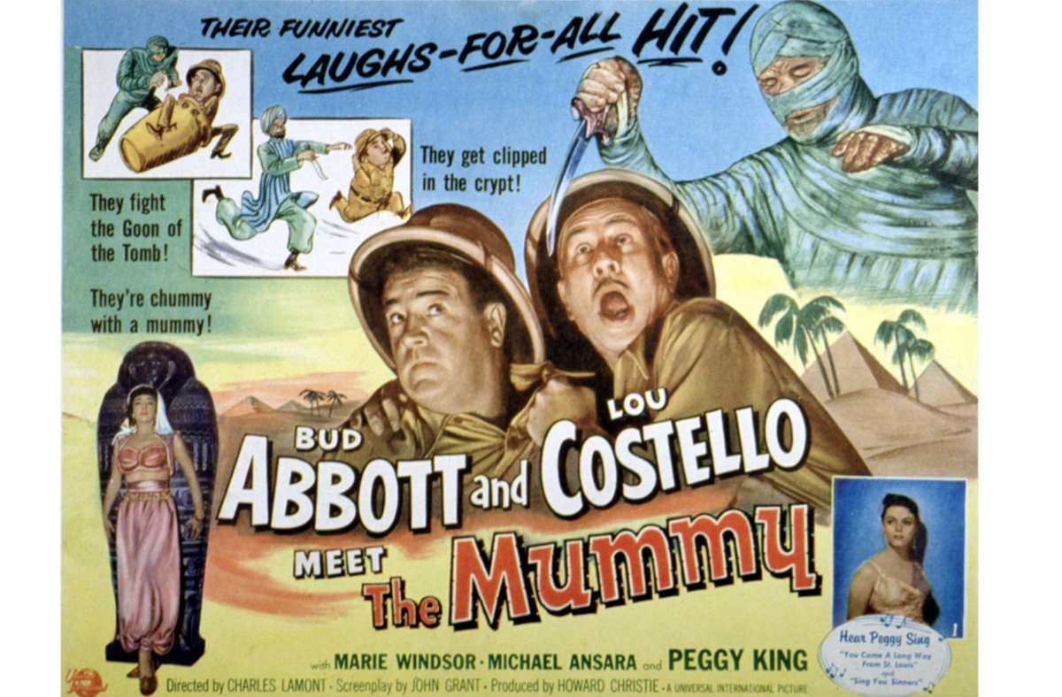 Was macht man mit Franchises, die man verschlissen hat? Man macht sich selbst darüber lustig. In den späten Vierzigern und Fünfzigern lässt Universal das Klamaukduo Bud Abbott und Lou Costello auch auf seine klassischen Monster los. 1955 ist die Mumie dran.