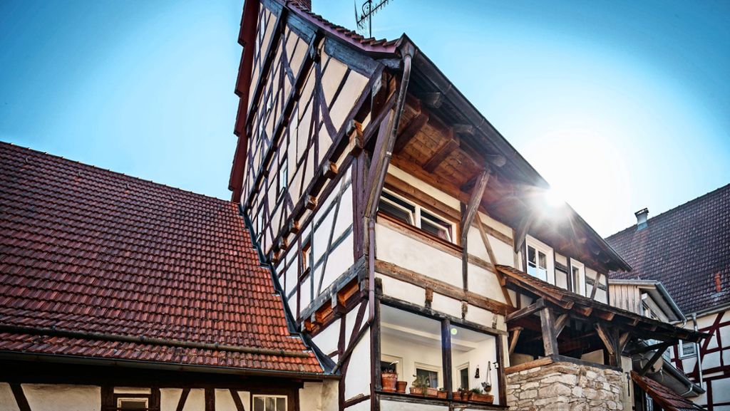  Für eine kulinarische Pilgertour öffnet Herbert Wilhelm die einstige Wandererunterkunft in Strümpfelbach. Dort gab es einst sechs Kammern für Übernachtungsgäste. 