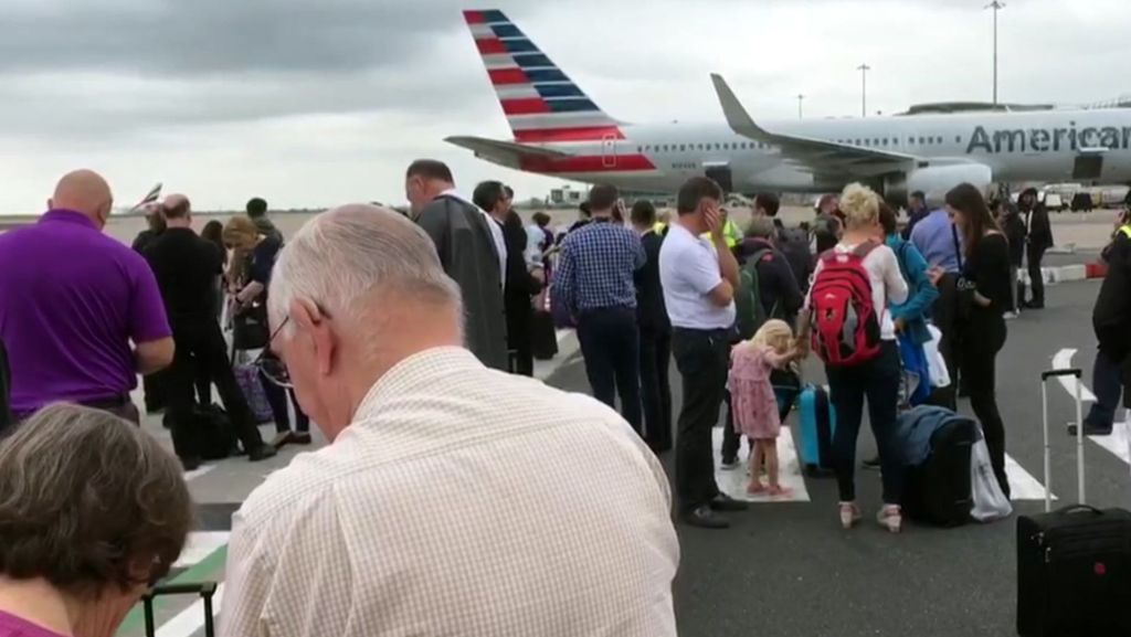 Flughafen Manchester: Terminal wegen verdächtigem Gepäck evakuiert