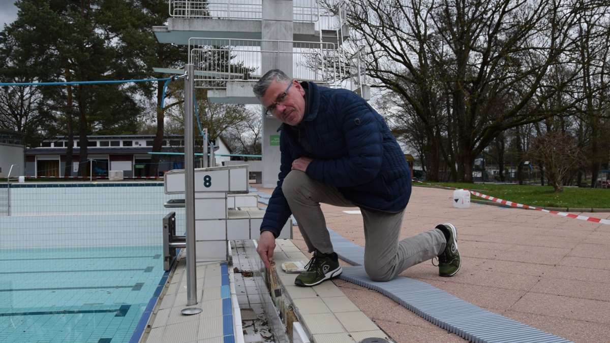 Freibad Möhringen bleibt zu: Schäden am Schwimmbecken sind massiv