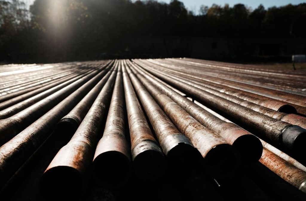 Rohrleitungen, die für den Transport von Öl benutzt werden: Ohio ...