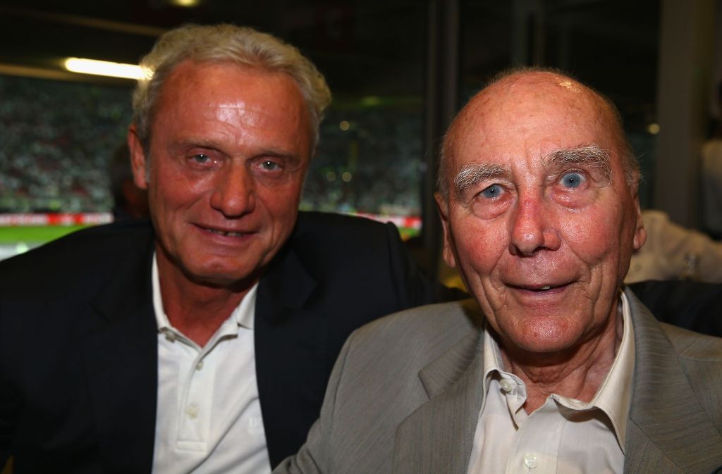 Hans-Peter Briegel (li.) und Horst Eckel: Mehr Legendenstatus auf einem Bild geht fast nicht. Briegel spielte von 1975 bis 1984 für den FCK, Eckel von 1949 bis 1960.