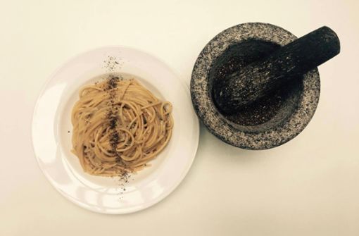 Von Valerie und Patrick gibts dieses Mal ein Rezept aus Rom: Spaghetti Cacio e Pepe. Foto: Open Dinner
