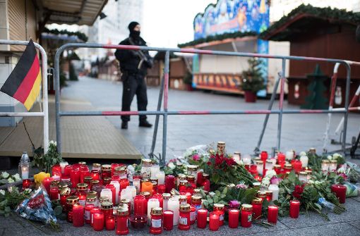 Wer ist für den Anschlag auf den Berliner Weihnachtsmarkt verantwortlich? Die Behörden ermitteln unter Hochdruck. Foto: dpa