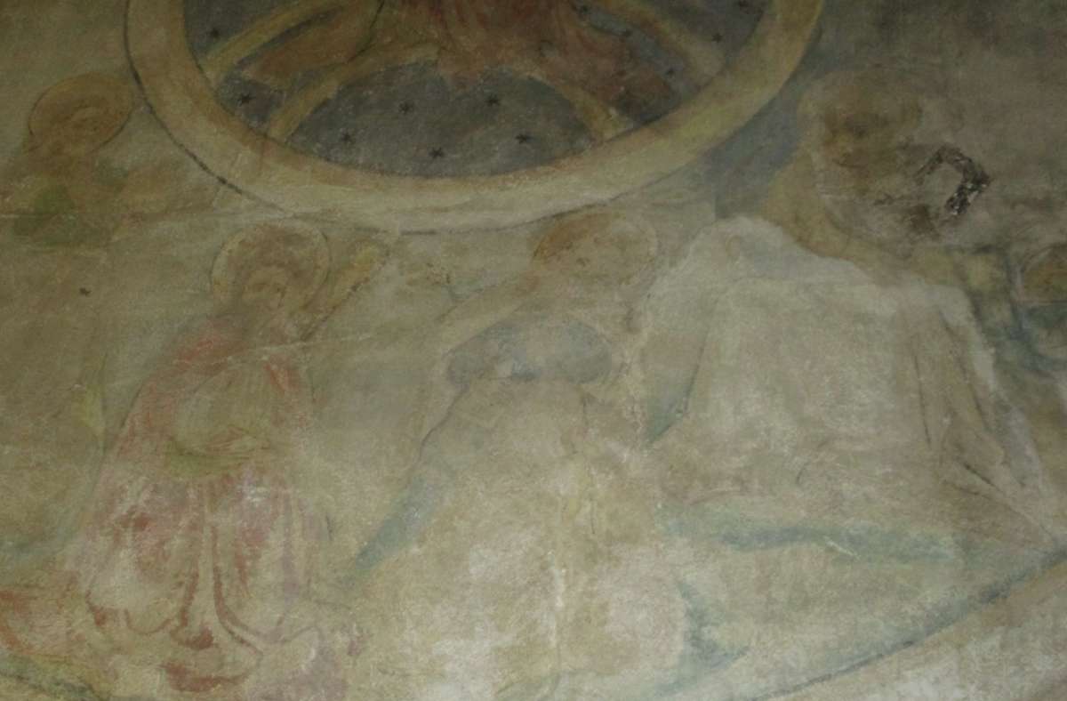 Umrahmt wird die Darstellung von Jesus Christus als Weltenrichter von den kreisförmig um ihn angeordneten Jüngern.