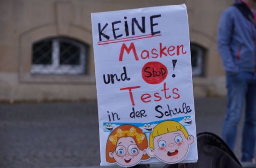 Die Demonstranten zeigen ihre Forderung auf Plakaten in der Stadt. Foto: 7aktuell.de/Andreas Werner/7aktuell.de | Andreas Werner