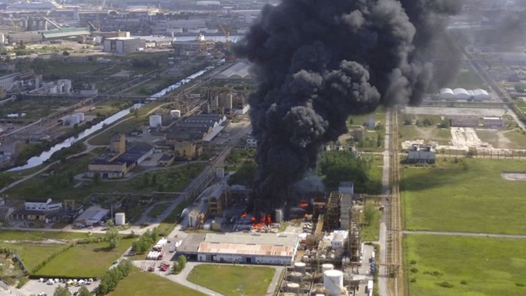 Notfallplan in Kraft: Explosion in Chemiefabrik in Venedig