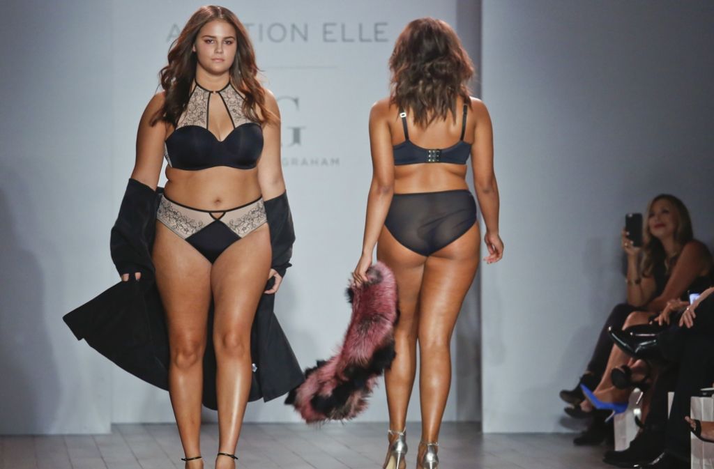 Ein ungewöhnlicher Anblick bei einer Dessous-Schau: so genannte Plus-Size-Models präsentieren die Kollektion des XXL-Models Ashley Graham für das Label Addition Elle bei der New York Fashion Week.