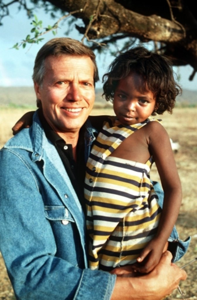 Anfang der 1980er Jahre begann Böhm, sich für hungernde Menschen in Äthiopien einzusetzen.