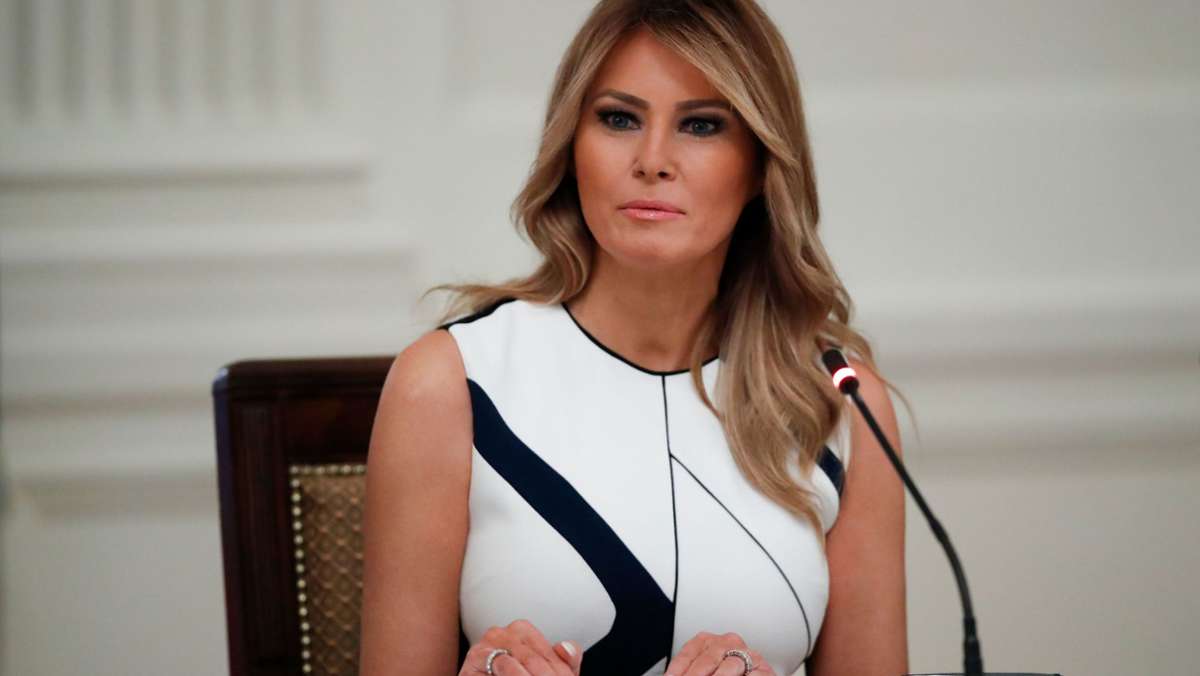  Die Frau von Ex-US-Präsident Donald Trump, Melania, hat sich nach längerer Funkstille in der Öffentlichkeit zurückgemeldet. Ihr Projekt: eher geschäftlicher Art. 
