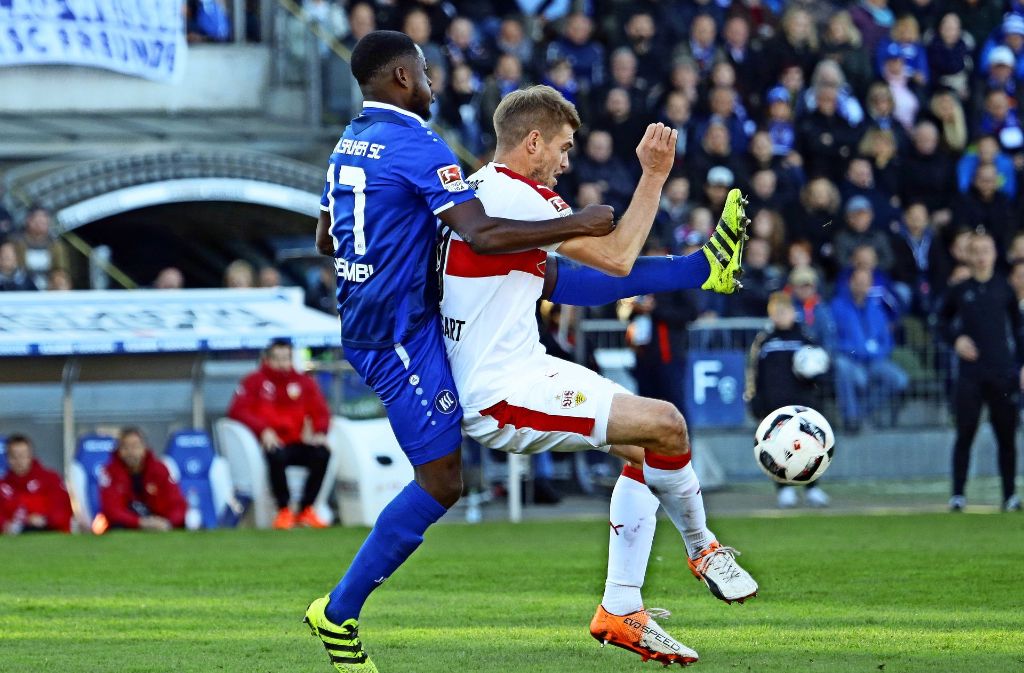 Das Auswärtsspiel in Karlsruhe konnte der VfB durch Tore von Asano, Terodde (Foto) und Maxim mit 3:1 für sich entscheiden.