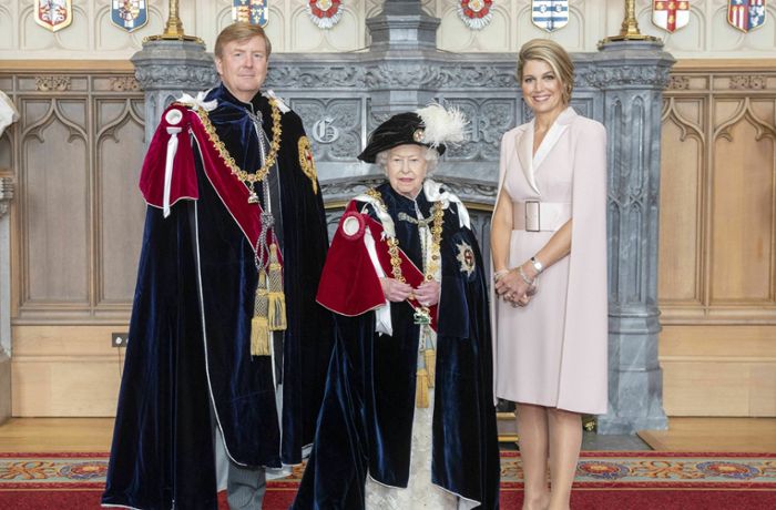 Queen holt Willem-Alexander und Felipe in exklusiven Club