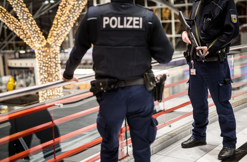 Die Bundespolizei hat die Sicherheitsvorkehrungen am Flughafen Stuttgart verschärft.