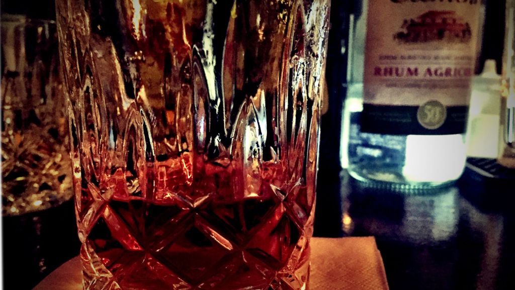 Stuttgarts Cocktail der Woche: Sazerac in der Schwarz Weiß Bar
