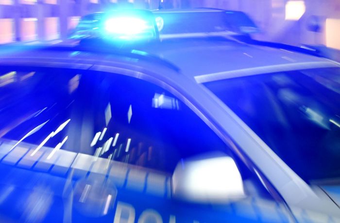 Stuttgart: Mann belästigt 24-Jährige sexuell – Polizei sucht Zeugen