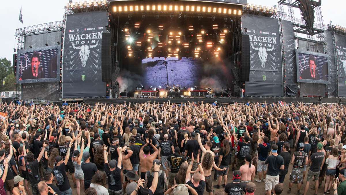  Heavy Metal kehrt zurück. Mit dem dreitägigen Open-Air „Bullhead City“ wollen die Wacken-Veranstalter einen Lichtblick im Jahr der Festival-Absagen bieten. 