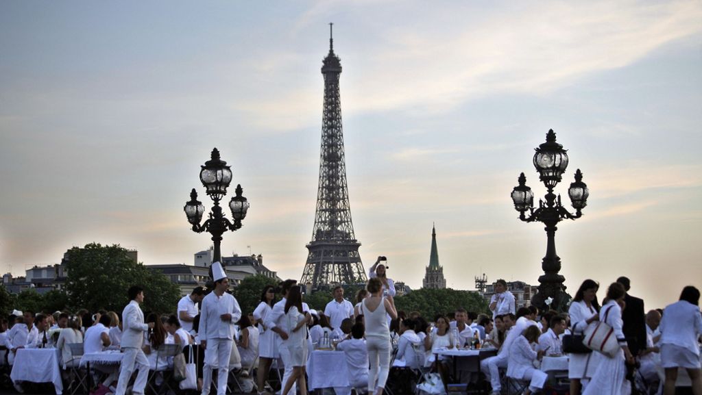 Traditionsfest aus Frankreich: Samariterstift bietet White Dinner an