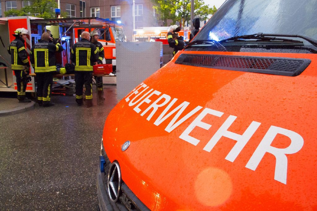 Der Prototyp eines noch nicht im Handel befindlichen Porsche hat am Dienstagabend in Ludwigsburg Feuer gefangen. Dabei entstand laut Polizei ein Schaden von annähernd drei Millionen Euro. Foto: 7aktuell.de/Symbolbild