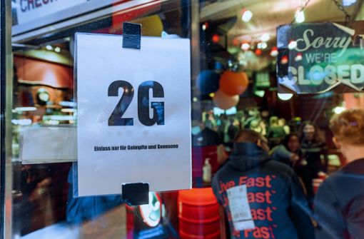 Restaurants dürfen sich künftig für das 2-G-Modell entscheiden. Foto: dpa/Markus Scholz
