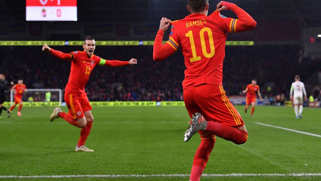 Wales gelingt EM-Qualifikation: Gareth Bale verspottet eigenen Verein mit provokanter Flagge