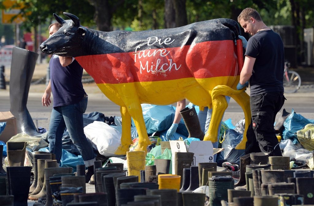 Während des Milchgipfels ist es in Berlin zu Protesten gekommen.