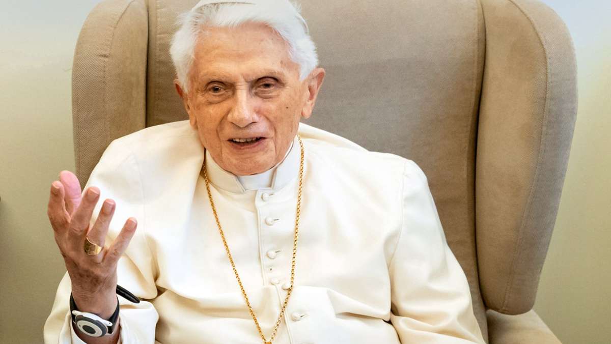  Papst Benedikt XVI., wird in vier Fällen Fehlverhalten im Umgang mit sexuellem Missbrauch vorgeworfen. Das belastende Gutachten bezieht sich auf seine Zeit als Erzbischof des Bistums München und Freising. 