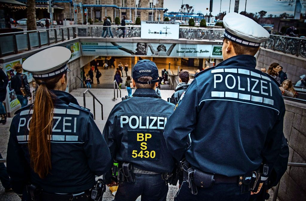 Seit einem Jahr sind Landes- und Bundespolizei verstärkt auf Streife.Foto:Lichtgut/Piechowski Foto:  