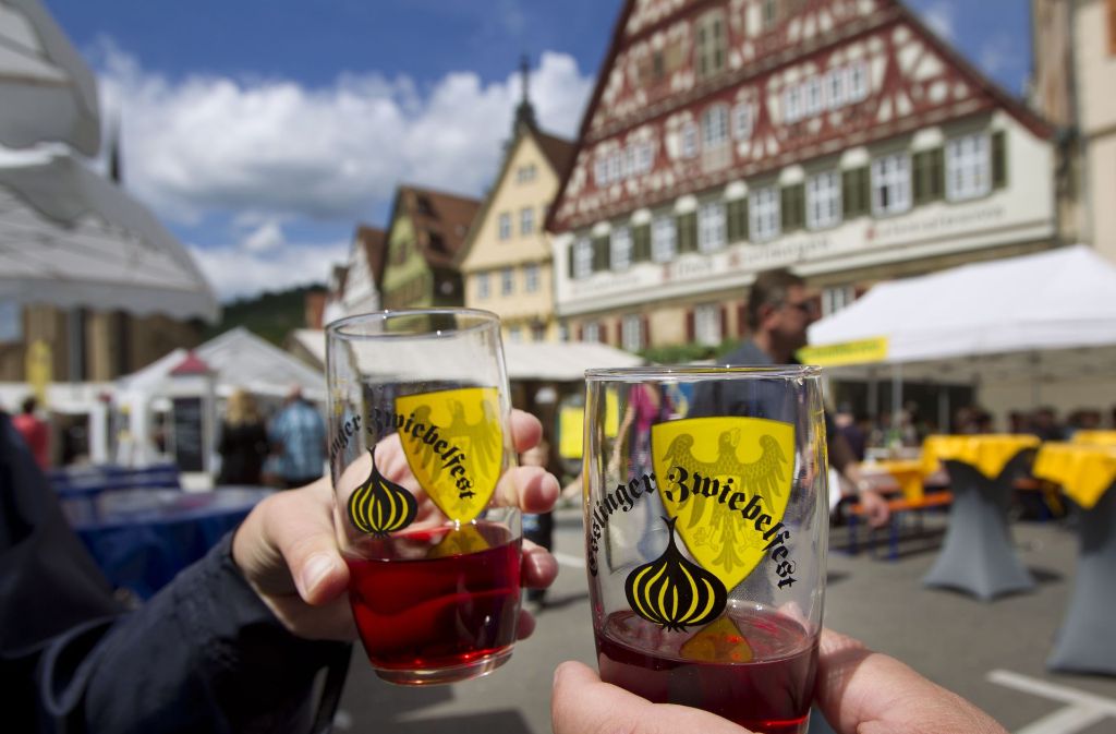 Denn guter Wein spielt beim Esslinger Zweibelfest eine tragende Rolle.