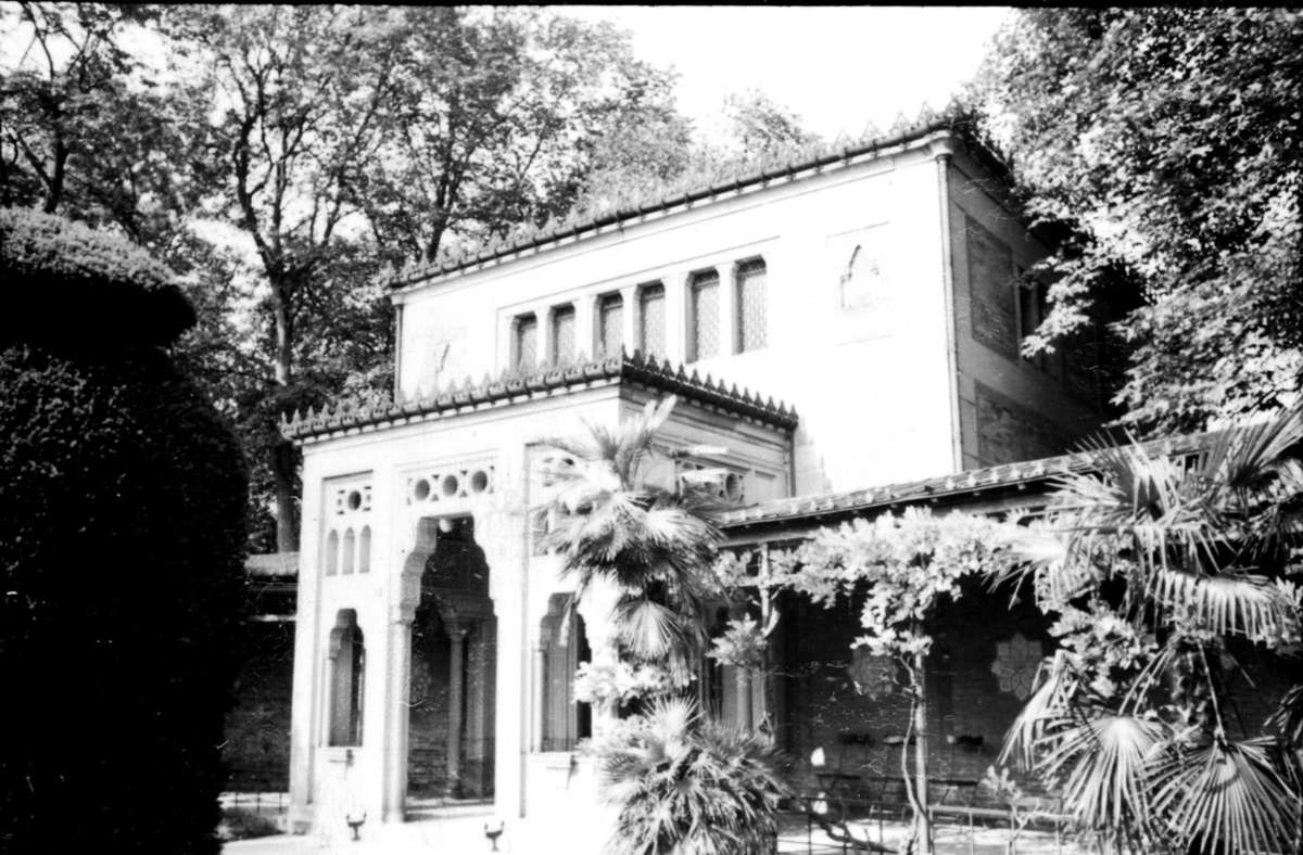 Blick vom Maurischen Garten auf das Gebäude, in welchem sich die Kunstsammlung des Königs befand. Wurde 1944 komplett zerstört.