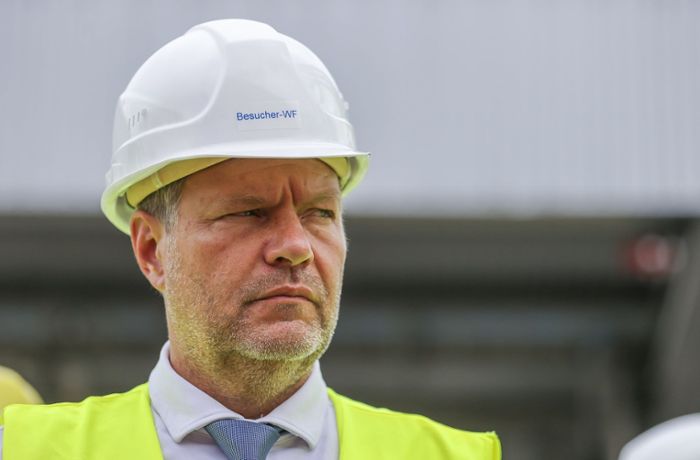 Robert Habeck: Wirtschaftsminister ruft Gas-Alarmstufe aus