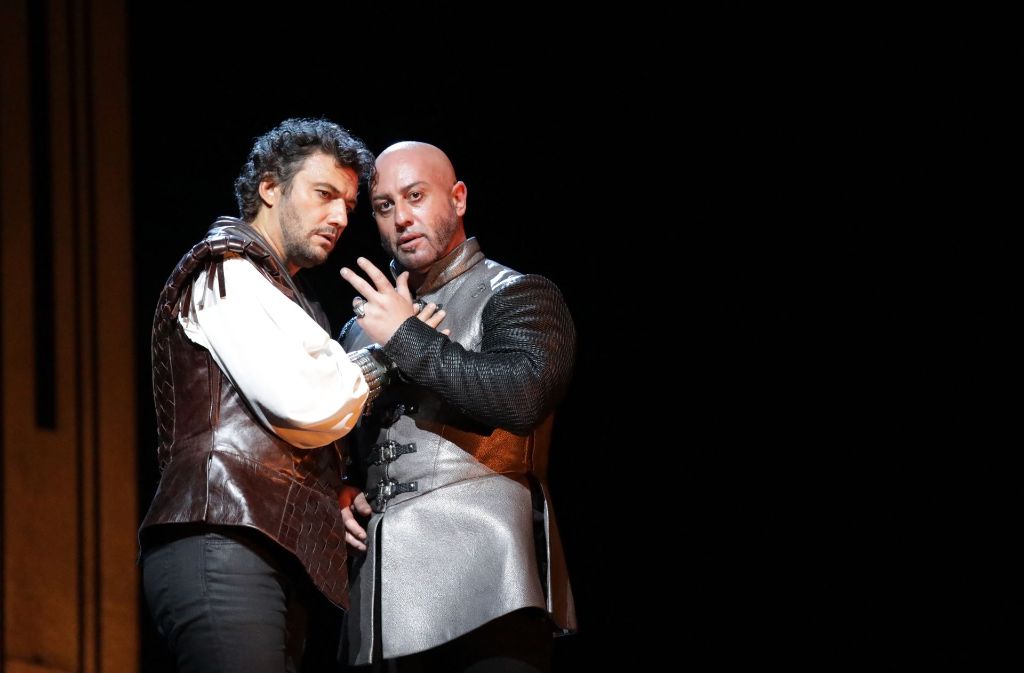 Jonas Kaufmann (Otello) und Marco Vratogna (Iago) v.li.