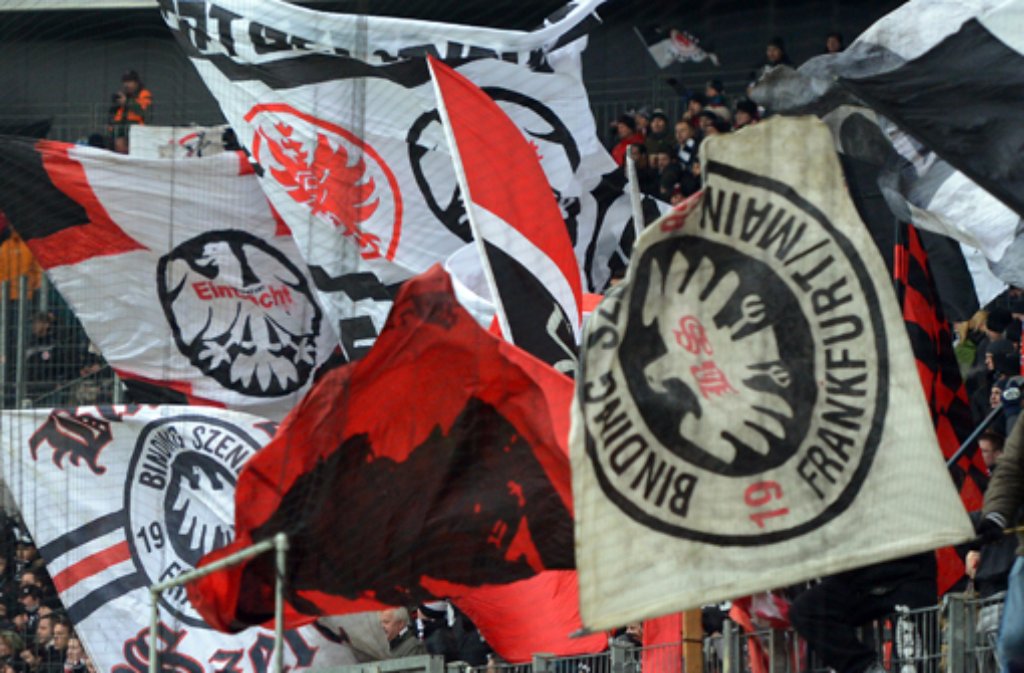 ... Lieblingsverein Eintracht Frankfurt spielt bislang eine äußerst erfolgreiche Saison.