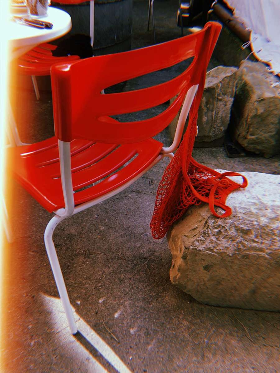 ...die roten Stühle...