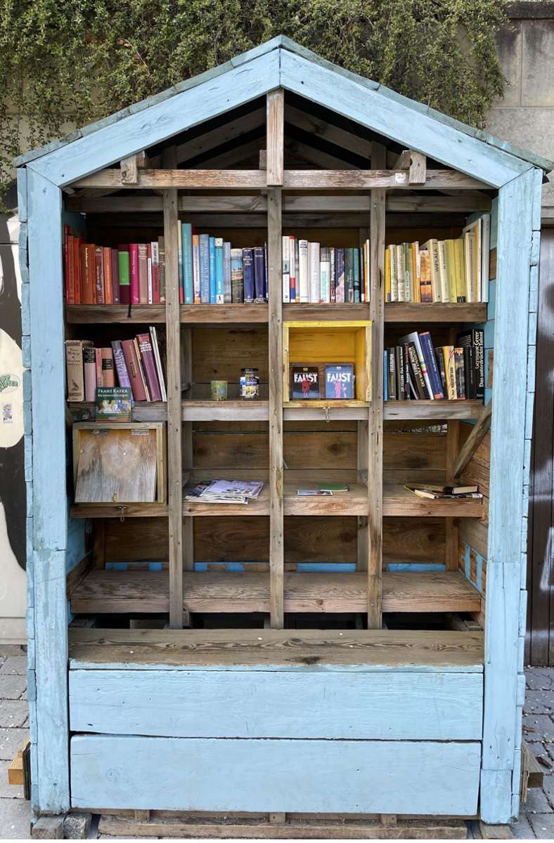 Am neu umgestalteten Schützenplatz gibt es auch ein Häuschen für gebrauchte Bücher.