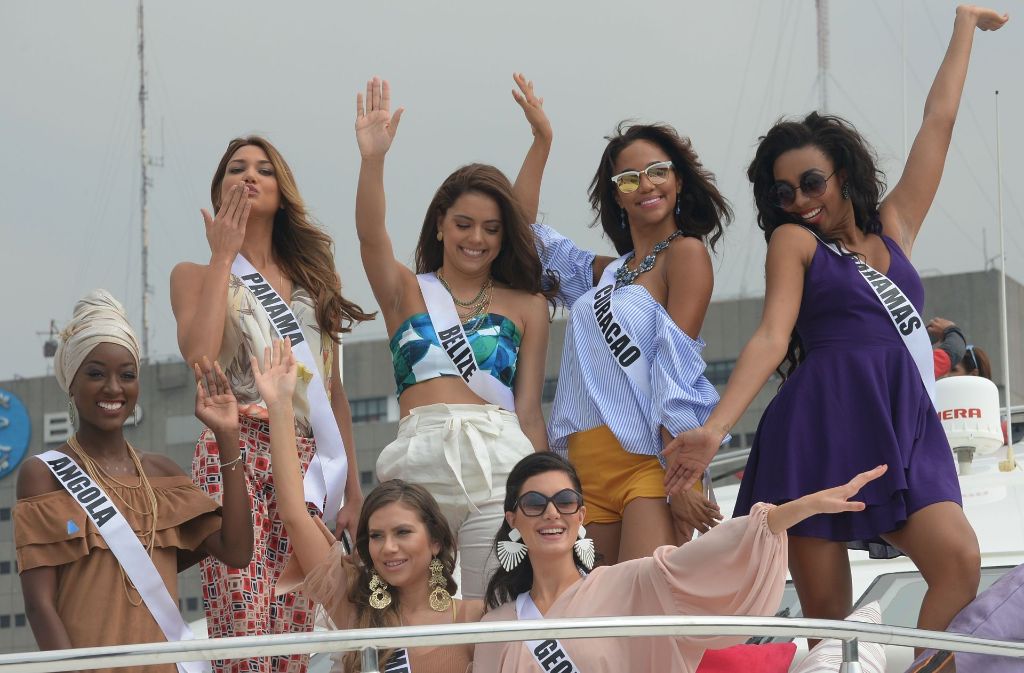 Haben sichtlich Spaß auf der Luxus-Jacht: die Teilnehmerinnen zur Miss Universe Wahl in Manila.
