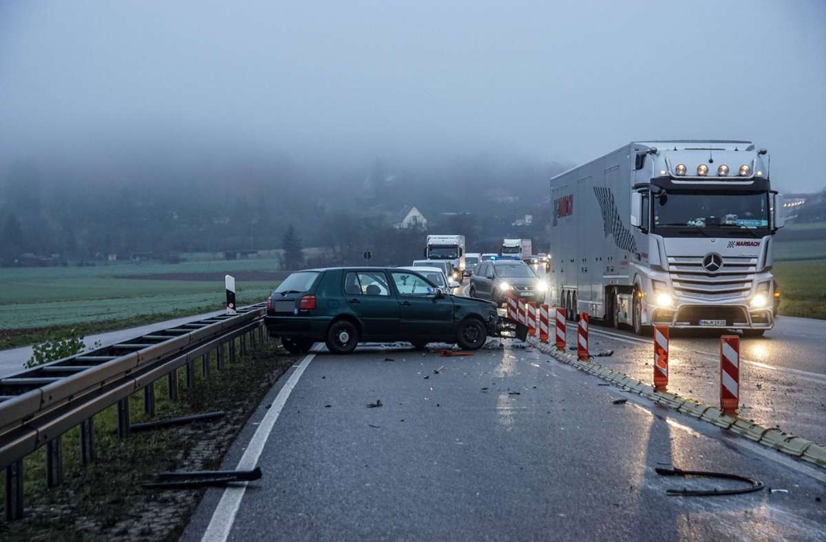 In Renningen (Kreis Böblingen) kam es am Mittwochmorgen zu einem Unfall mit vier Fahrzeugen.