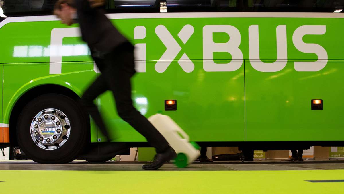 Flixbus expandiert: Greyhound-Busse werden grün