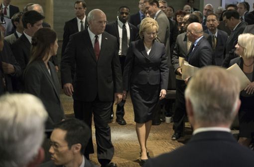 Mit diesen Eheleuten ist nicht zu spaßen: Christian Bale als Dick Cheney, Amy Adam als dessen machtbewusste Frau Lynne im aktuellen, semidokumentarischen  Polit-Thriller „Vice“ Foto: Verleih