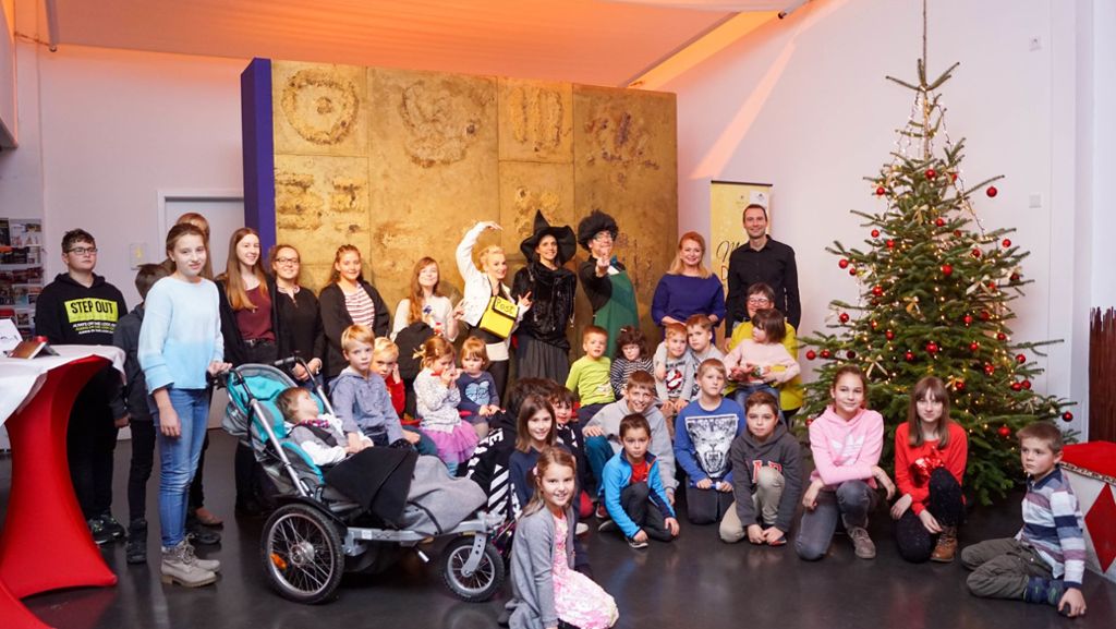  Der Verein Kinderglückswerk und das Stuttgarter Friedrichsbau-Varieté hat Kindern aus dem Leonberger Kinderhospiz einen unvergesslichen Mittag ermöglicht. 