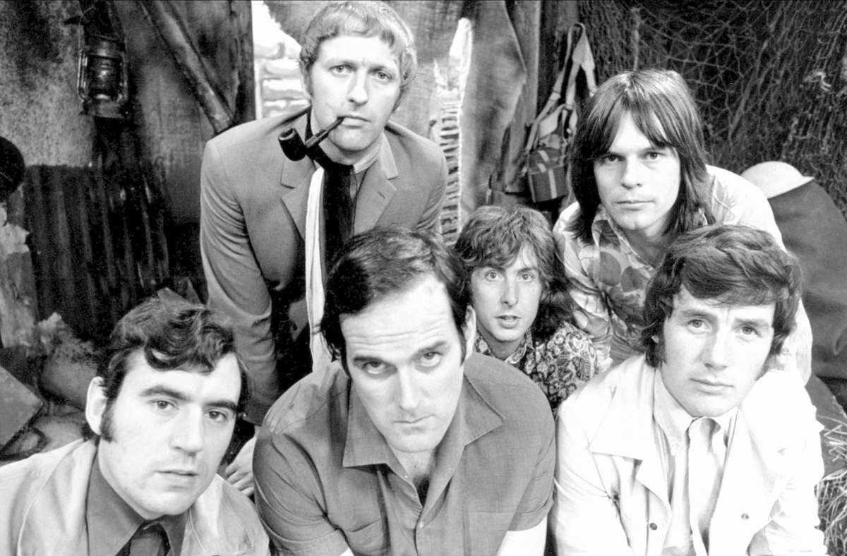 Monty Python: Graham Chapman, Eric Idle, Terry Gilliam )oben von links), Terry Jones, John Cleese, Michael Palin (unten von links)