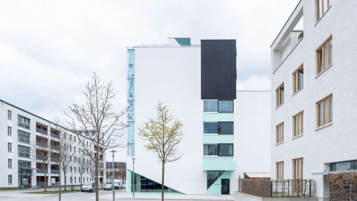  Der neue „Architekturführer Deutschland 2022“ offenbart: Bauen wird grüner und, speziell was Wohnungen betrifft, auch flexibler. Stuttgarter Büros und Bauten sind in der Auswahl stark vertreten. 