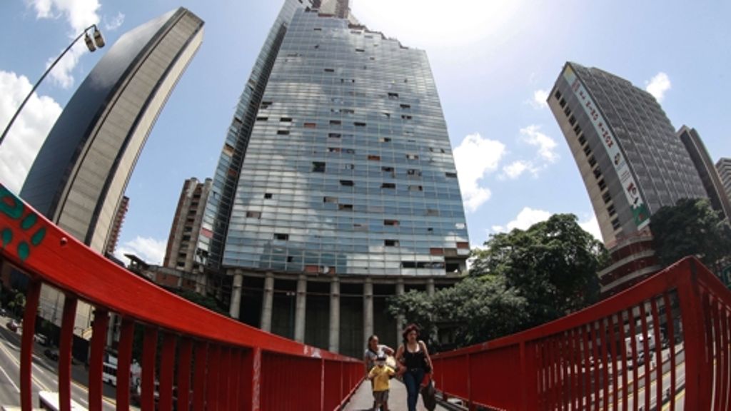 Höchster Slum der Welt in Caracas: Der Turm des David wird entvölkert
