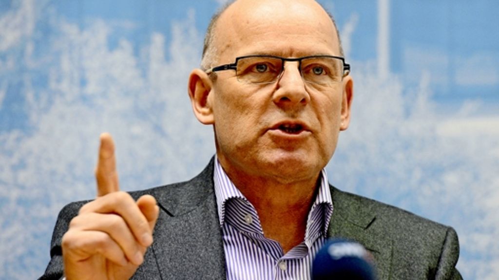 Stuttgart 21: Minister Hermann stellt eigenes Gutachten infrage