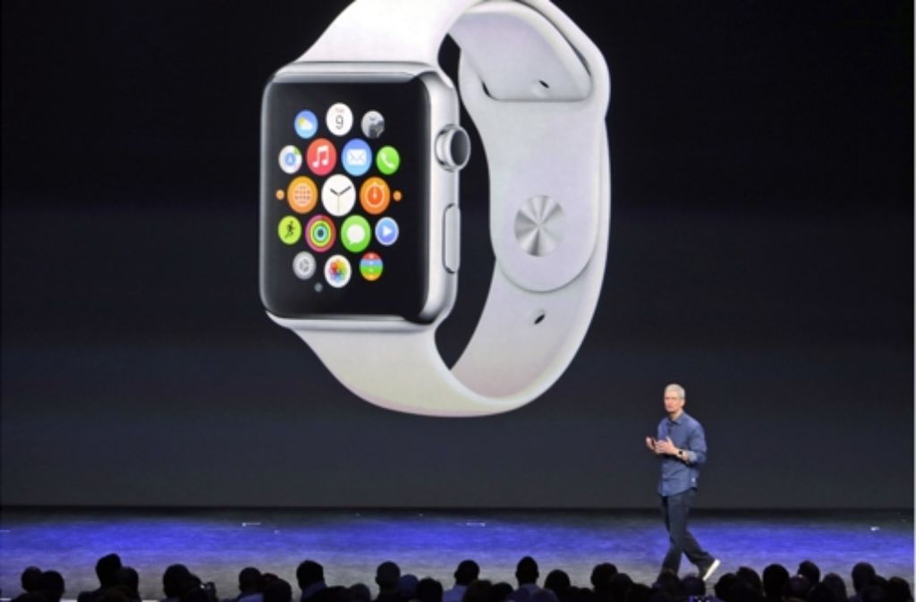 Apple-Chef Tim Cook erklärt die Funktionen der neuen Uhr ausführlich.