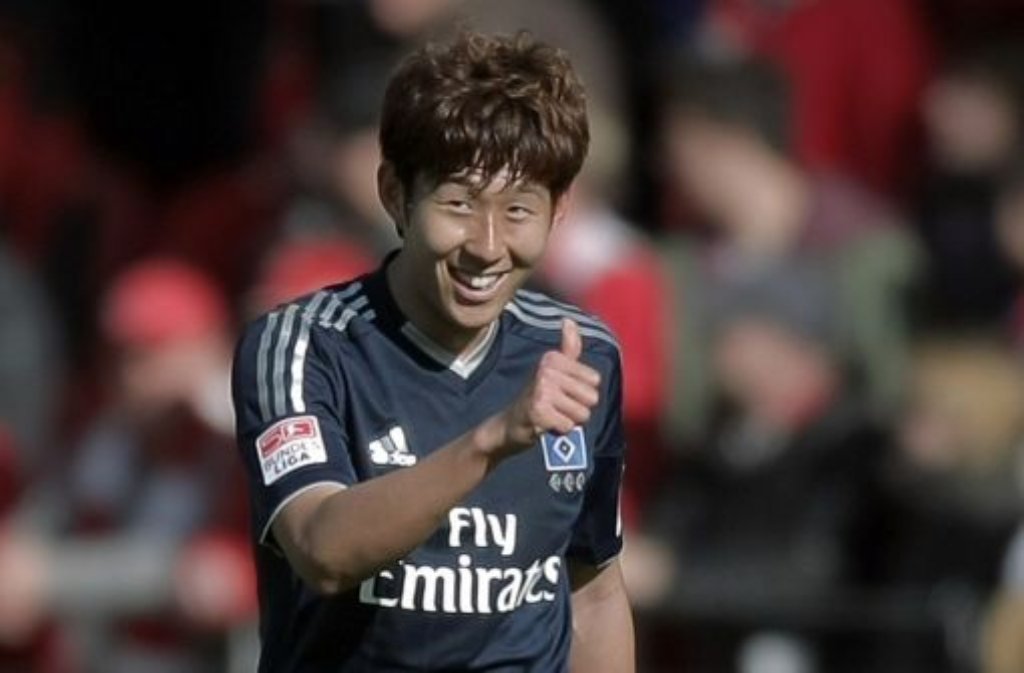 Und weil Schürrle weg ist, muss dringend Ersatz her: Vom Hamburger SV hat Bayer Leverkusen den Südkoreaner Heung-Min Son verpflichtet. Das 20-jährige Sturmtalent kostet zehn Millionen Euro Ablöse.