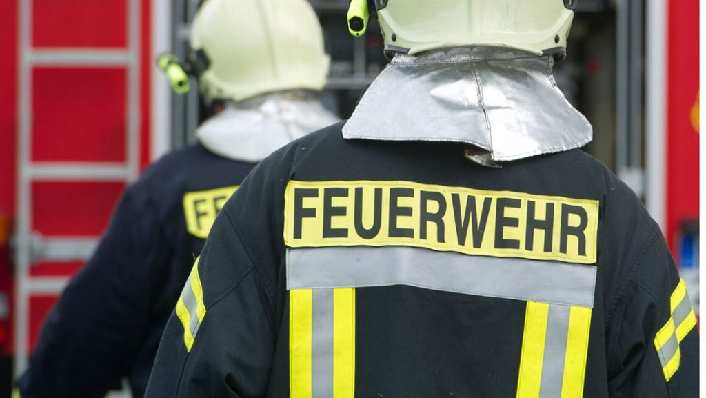 Brand in Ludwigsburg: 15 000 Euro Schaden: Feuer greift auf Fahrzeug   über