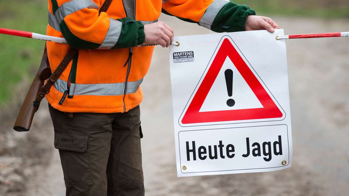 Umleitung Richtung Hildrizhausen: Straßensperrung wegen Drückjagd